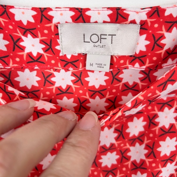 Loft sleeveless red floral blouse, Med tank top, ruffles Coastal PrairieCore - Picture 3 of 8